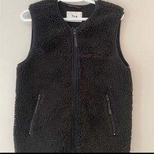 TNA Teddy Fleece Vest